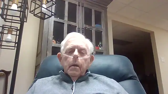 Snapshot of bootlegmanz chatting on 01.31.26 bootlegmanz online show from 01.31.26