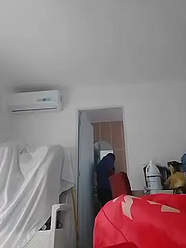 Snapshot of Algenis1232 chatting on 10.24.25 Algenis1232 online show from 10.24.25