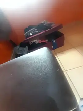 miicheele32 online show from 01.02.25