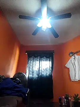 miicheele32 online show from 01.21.25