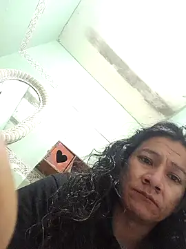 miicheele32 online show from 02.05.25