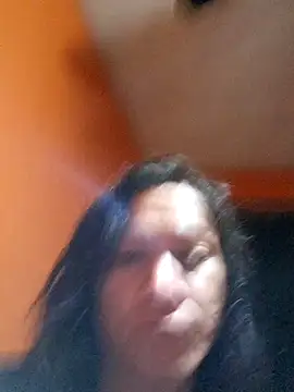 miicheele32 online show from 10.08.25