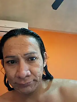 miicheele32 online show from 11.05.25