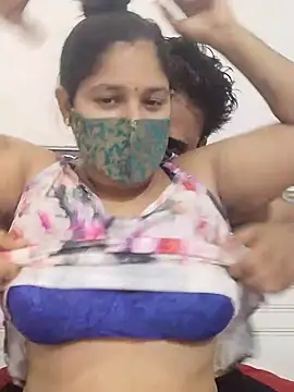 IND COUPLE1 online show from 09.13.25