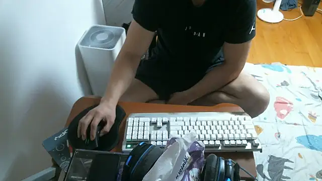 Snapshot of Stellan_0412 chatting on 02.17.26 Stellan 0412 online show from 02.17.26