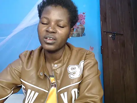 Snapshot of TrishaKalid chatting on 02.10.26 TrishaKalid online show from 02.10.26