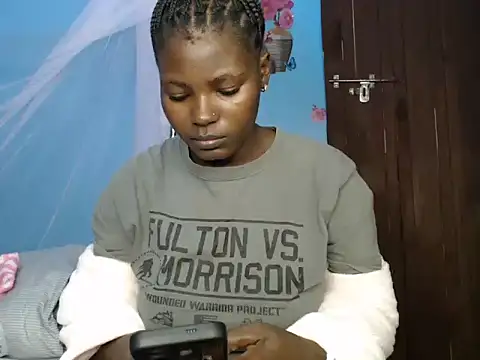 Snapshot of TrishaKalid chatting on 02.10.26 TrishaKalid online show from 02.10.26