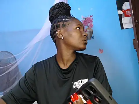 Snapshot of TrishaKalid chatting on 02.12.26 TrishaKalid online show from 02.12.26