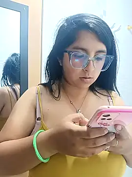  Angelinaandrade  online show from 09.25.25