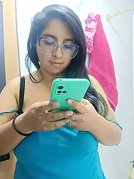  Angelinaandrade  online show from 11.21.25