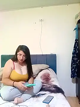 Snapshot of _Angelinaandrade_ chatting on 01.13.26 Angelinaandrade online show from 01.13.26