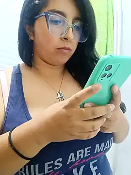 Snapshot of _Angelinaandrade_ chatting on 01.16.26 Angelinaandrade online show from 01.16.26