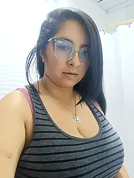 Snapshot of _Angelinaandrade_ chatting on 02.05.26 Angelinaandrade online show from 02.05.26
