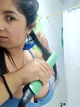 Snapshot of _Angelinaandrade_ chatting on 03.20.26 Angelinaandrade online show from 03.20.26