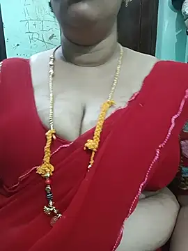 Snapshot of ashikaa_r chatting on 07.28.26 ashikaa r online show from 07.28.26