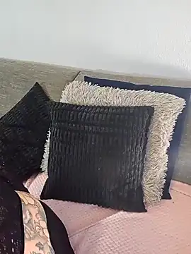 Nicky-Blue online show from 12.08.24