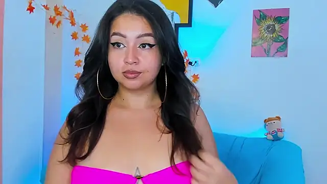 Snapshot of LiahDiaz chatting on 01.12.25 LiahDiaz online show from 01.12.25