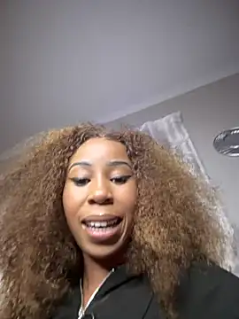 Snapshot of Dime-__ chatting on 02.18.25 Dime- online show from 02.18.25