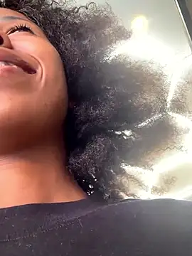 Snapshot of Dime-__ chatting on 10.03.25 Dime- online show from 10.03.25