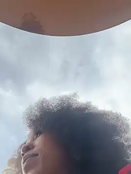 Snapshot of Dime-__ chatting on 10.26.25 Dime- online show from 10.26.25