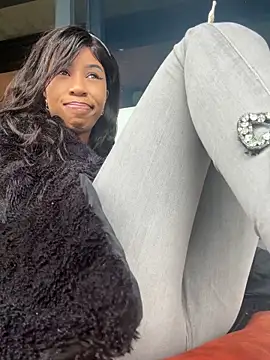 Snapshot of Dime-__ chatting on 12.03.25 Dime- online show from 12.03.25