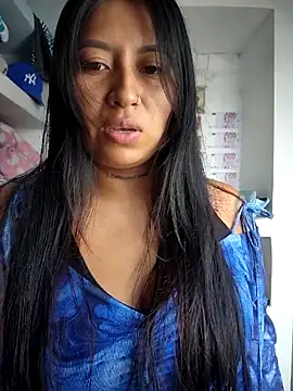 Snapshot of luisa16xxx chatting on 10.18.25 luisa16xxx online show from 10.18.25