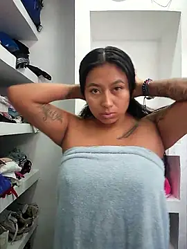 Snapshot of luisa16xxx chatting on 01.14.26 luisa16xxx online show from 01.14.26