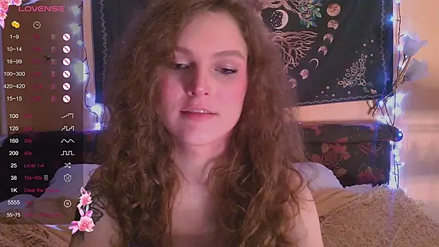 Snapshot of Jenna_Sativa chatting on 03.10.25 Jenna Sativa online show from 03.10.25