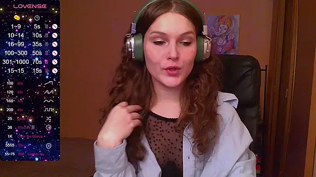 Snapshot of Jenna_Sativa chatting on 10.10.25 Jenna Sativa online show from 10.10.25