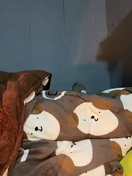 Snapshot of Laura8910 chatting on 12.06.24 Laura8910 online show from 12.06.24