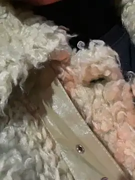 Snapshot of Laura8910 chatting on 01.31.25 Laura8910 online show from 01.31.25