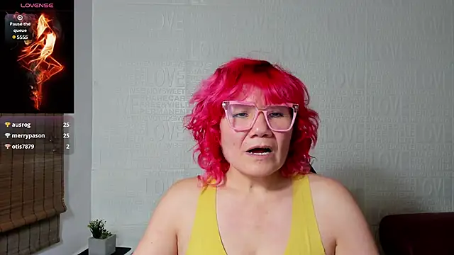 Snapshot of Salomeediaz_ chatting on 01.25.25 Salomeediaz online show from 01.25.25