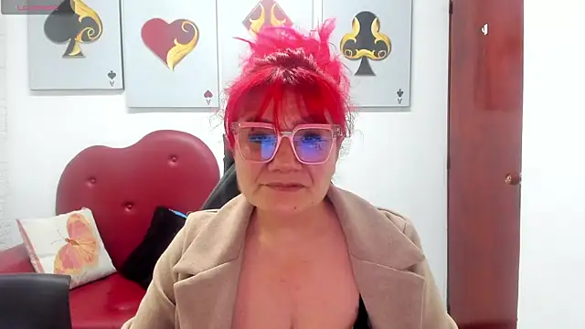 Snapshot of Salomeediaz_ chatting on 11.28.25 Salomeediaz online show from 11.28.25