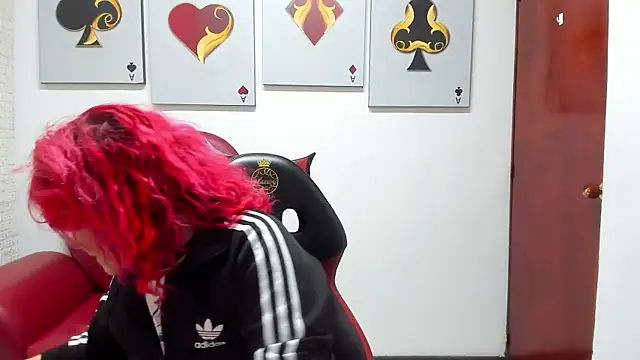 Snapshot of Salomeediaz_ chatting on 12.13.25 Salomeediaz online show from 12.13.25