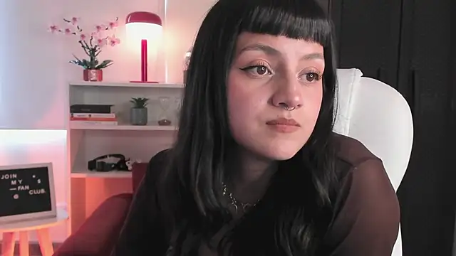 nahiapaws online show from 02.05.26