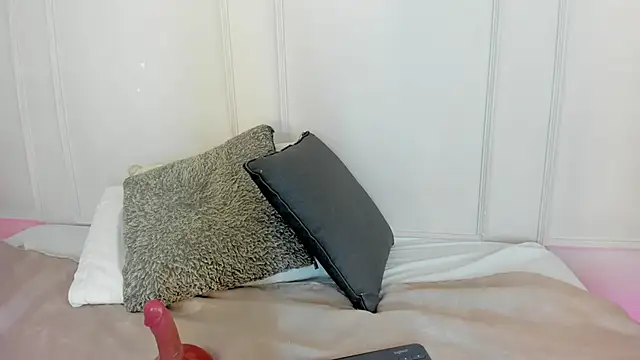 Mariapettit online show from 02.26.26