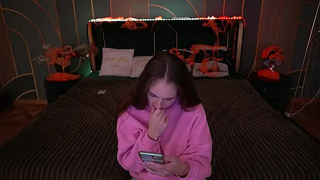 PamelaXX  online show from 10.24.25