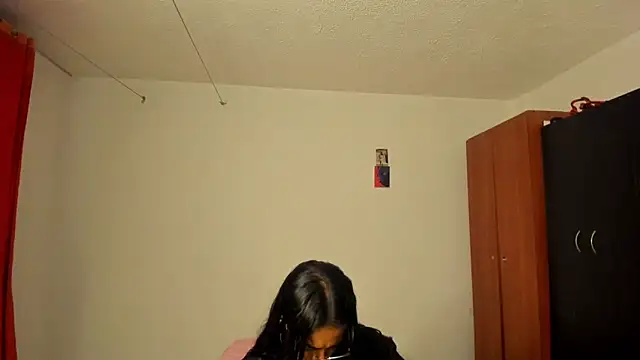 Snapshot of nicole_volkov chatting on 03.08.25 nicole volkov online show from 03.08.25