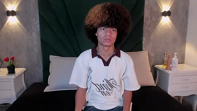 Alexiis Etereo online show from 02.28.26