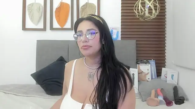 Snapshot of Scarleth_swann chatting on 03.01.25 Scarleth swann online show from 03.01.25