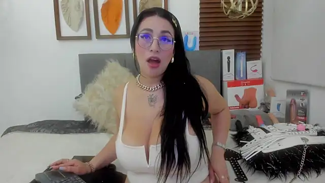 Snapshot of Scarleth_swann chatting on 03.14.25 Scarleth swann online show from 03.14.25