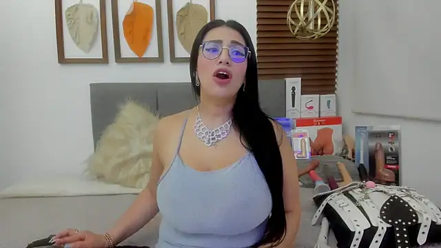 Snapshot of Scarleth_swann chatting on 03.15.25 Scarleth swann online show from 03.15.25