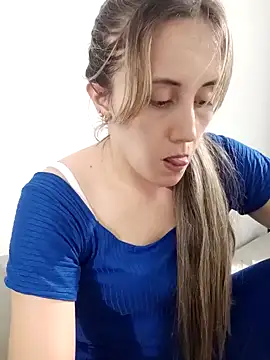 Isabel23zr online show from 12.26.24