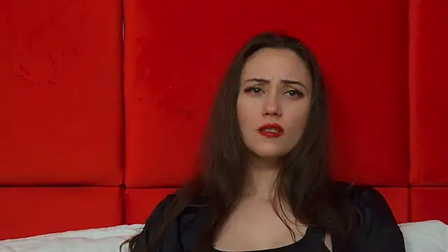 AliceMunro online show from 03.04.25