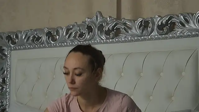 AliceMunro online show from 09.29.25