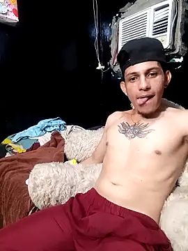 Snapshot of Ale21-345 chatting on 02.25.26 Ale21-345 online show from 02.25.26