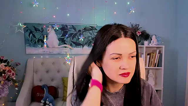 KarolinaRobinson online show from 02.05.25