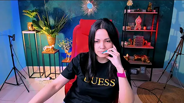 KarolinaRobinson online show from 02.15.25