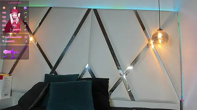 Snapshot of MarielQueenx chatting on 12.06.24 MarielQueenx online show from 12.06.24