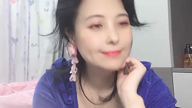 Hanicarrot online show from 01.02.25